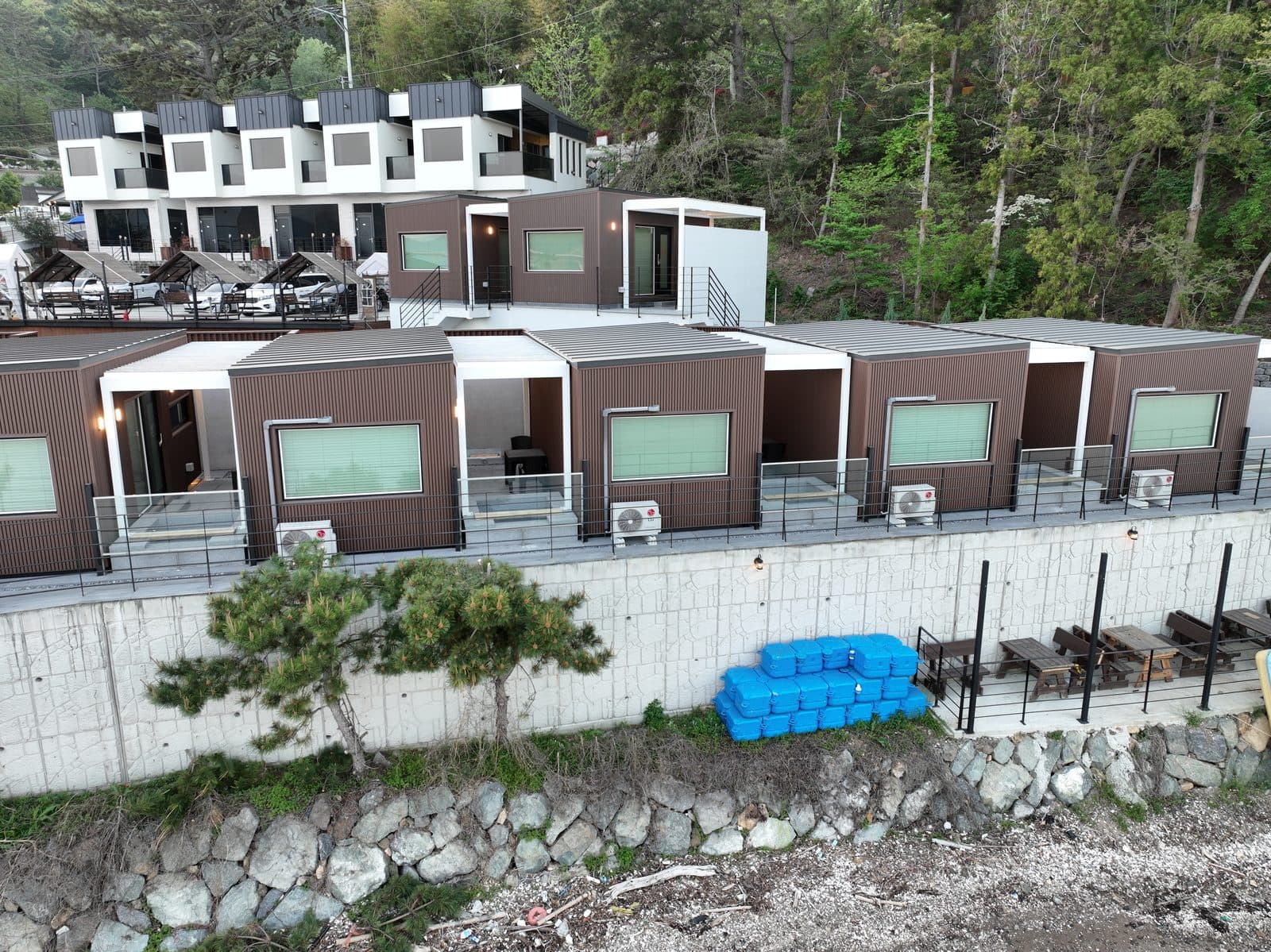 거제 펜션 숙소동 파고라 드론 전경